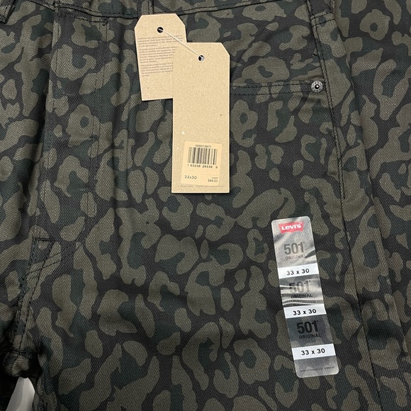 LEVI’S ORIGINAL Men’s CAMO 501 JEANS NWT. - Picture 11 of 15